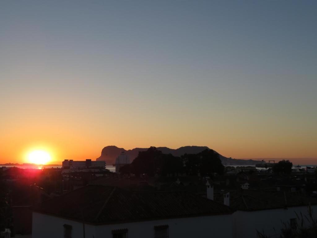 Apartamento En Zona Playa Con Vistas A La Bahia Algeciras Exterior photo